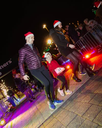 Een foto van 2025, Santa Run