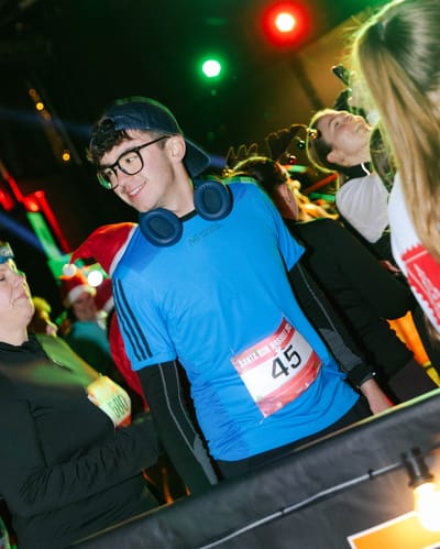 Een foto van 2025, Santa Run