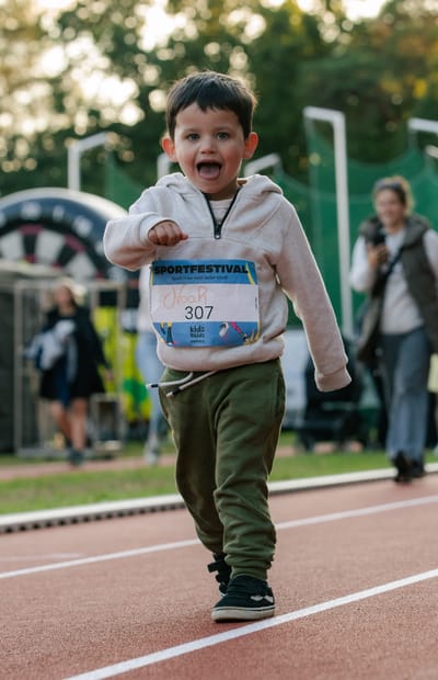 Een foto van 2025, Sportfestival
