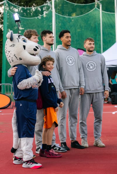 Een foto van 2025, Sportfestival