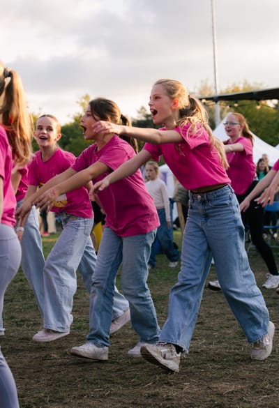 Een foto van 2025, Sportfestival